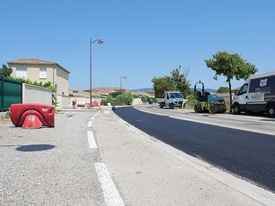 Travaux d'assainissement : reprise des enrobés à la Ricarde et sur l'Avenue des Sorgues